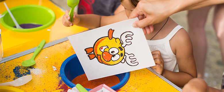 Summer Camp for Children: Make with Me - Coloring with Sand