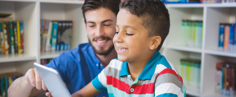 Assistive Technology Devices and Online Resources for Readers with Dyslexia